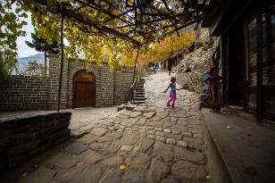 Route up to Baltit Fort